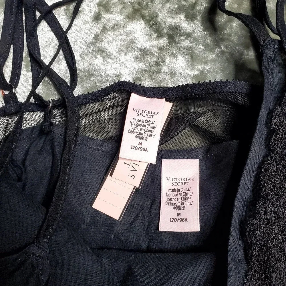 Victoria's Secret Black Lace Slip‎ Size: M